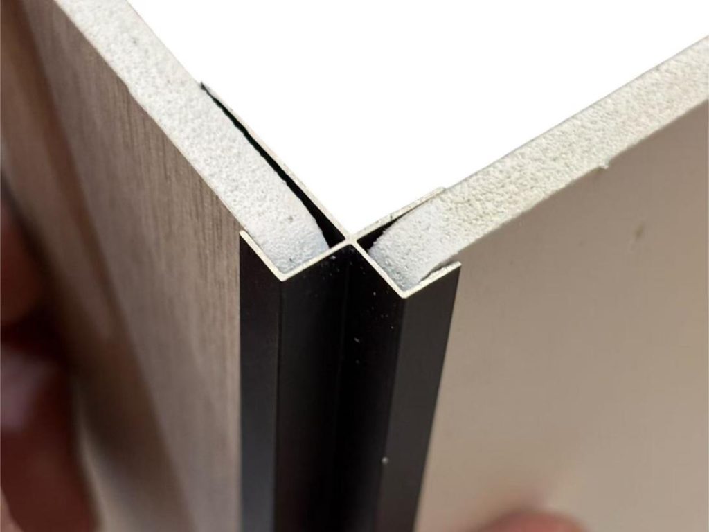 Huigong External Corner Profiles Effects